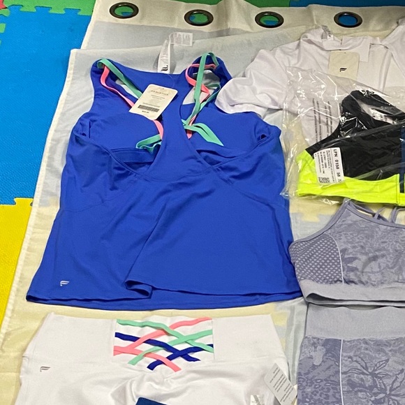 SOLD Fabletics Built-In Too - Picture 2 of 2